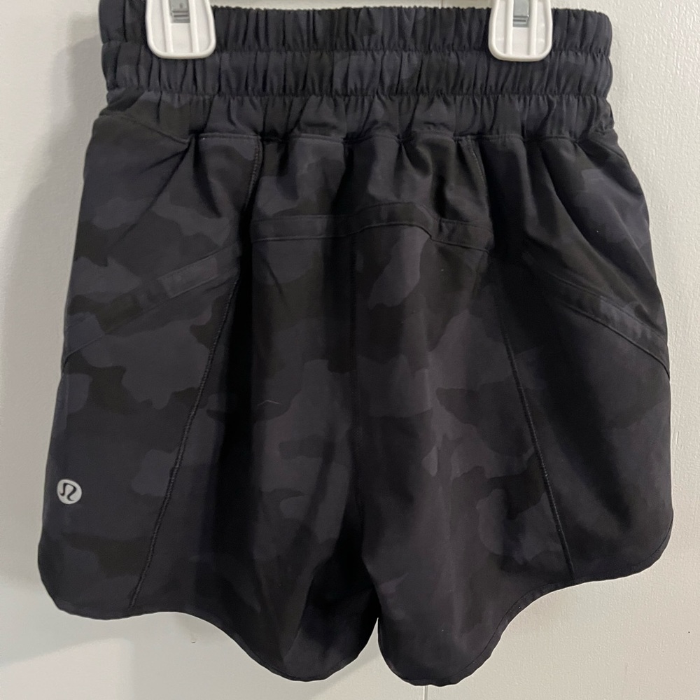 Hotty Hot High-Rise Lined Short 4", Size 0